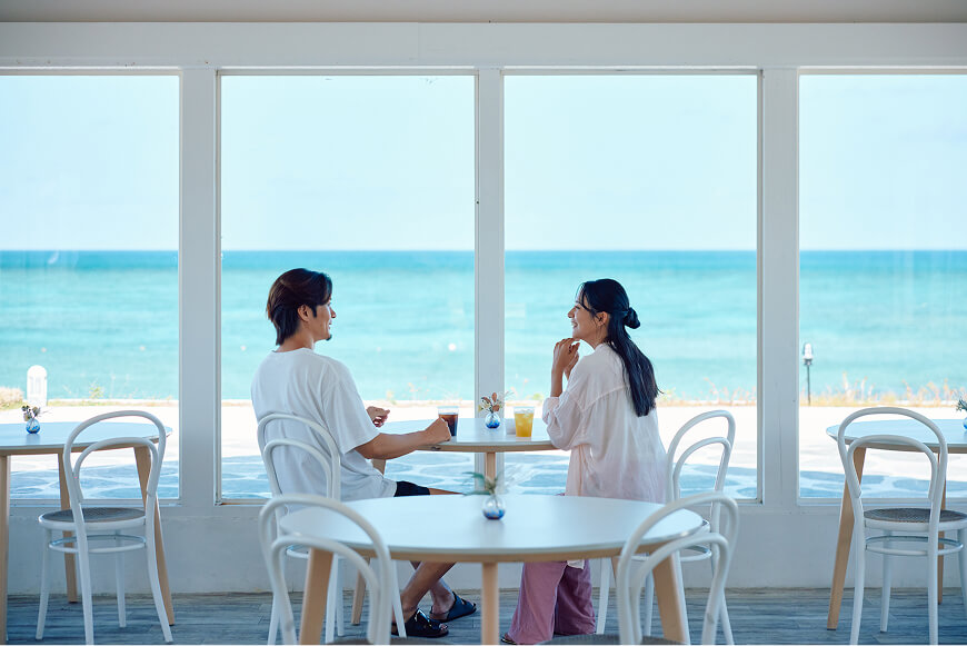 Free Cafe Lounge Access